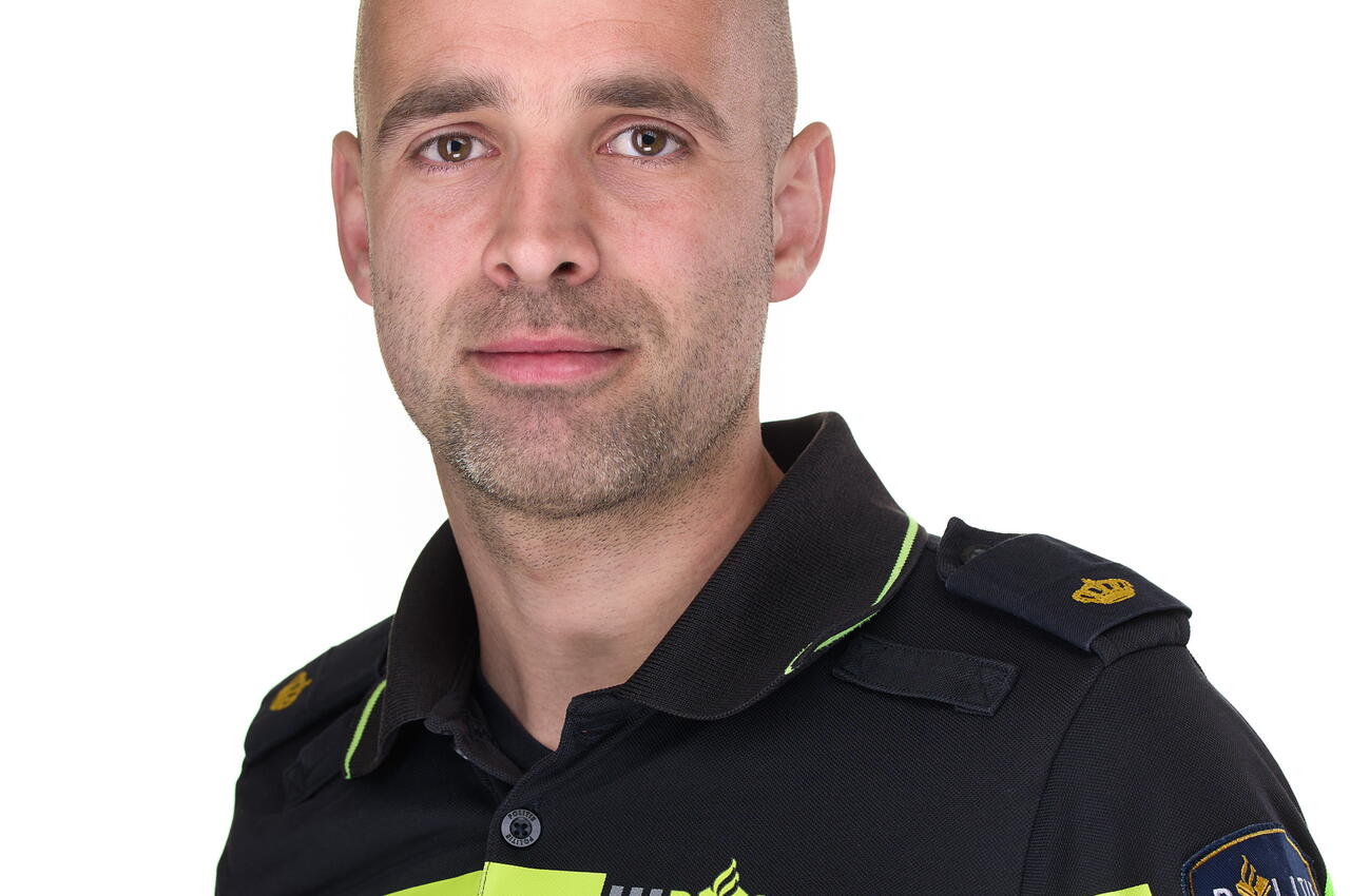Rene den Hollander - wijkagent